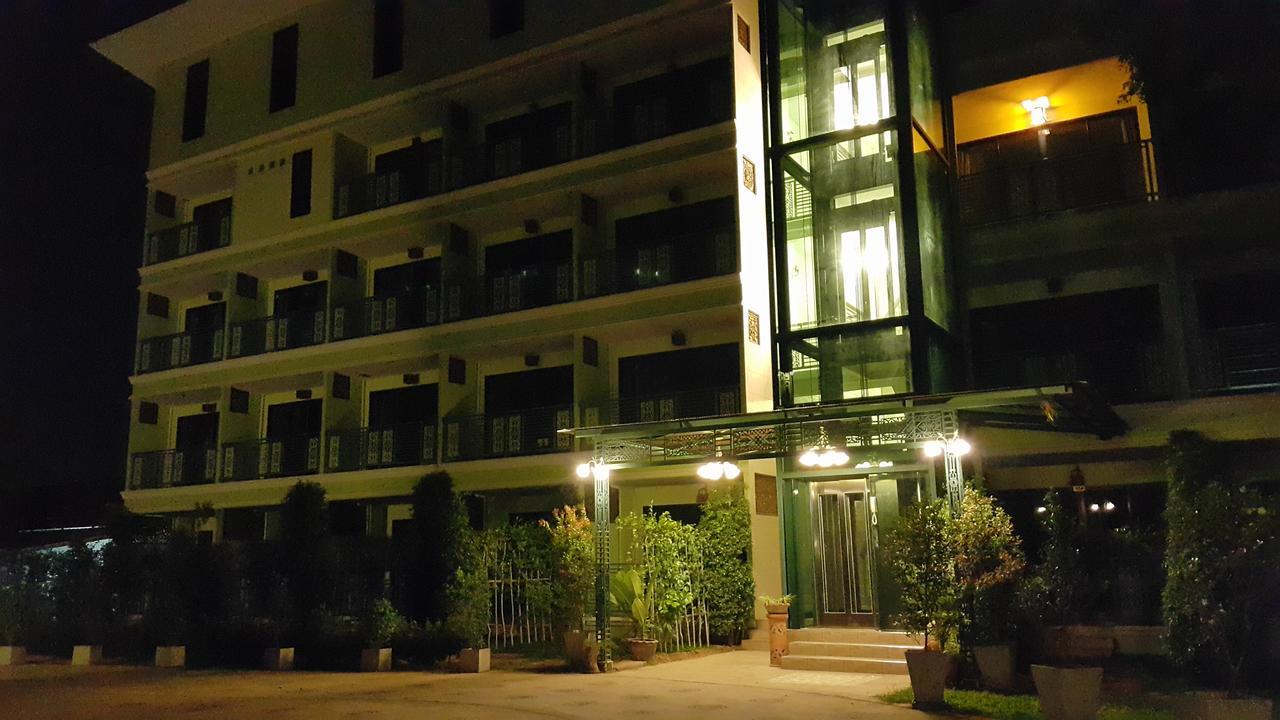 Garden Corner Resort & Hotel Phitsanulok Ngoại thất bức ảnh